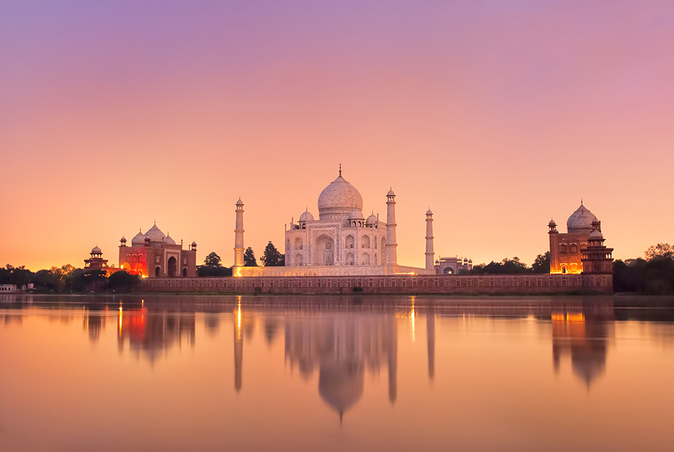 Discover Delhi, Agra and Japur, known as India’s golden triangle, on an unforgettable 6-night tour.