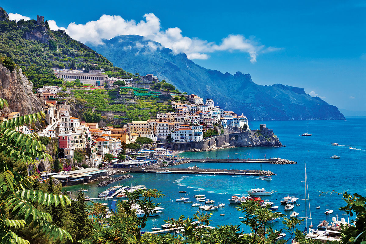 Admire picturesque villages and stunning views as you explore the great outdoors of the beautiful Amalfi Coast.